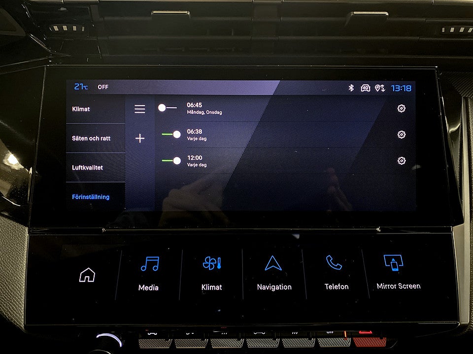 Bild på Peugeot 408 GT PHEV 225hk Aut B-KAMERA CARPLAY DRAG MASSAGE