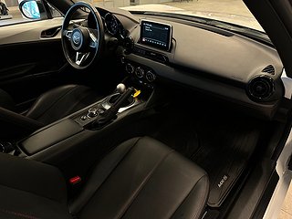 Mazda MX-5 2.0 SKYACTIV-G 160hk/Navi/Helskinn/10ÅrsGaranti