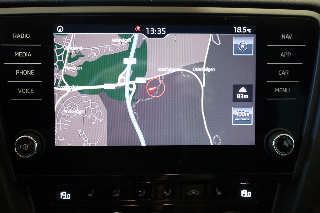 Skoda Octavia 2.0 TSI AUT Sport EDT Navi Kamera Drag Värmare Canton 2019