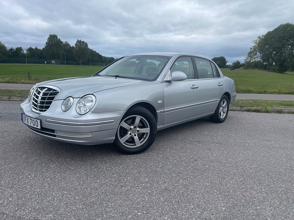 Kia Opirus 3.5 V6  AUTOMAT LÅG MIL NY BES