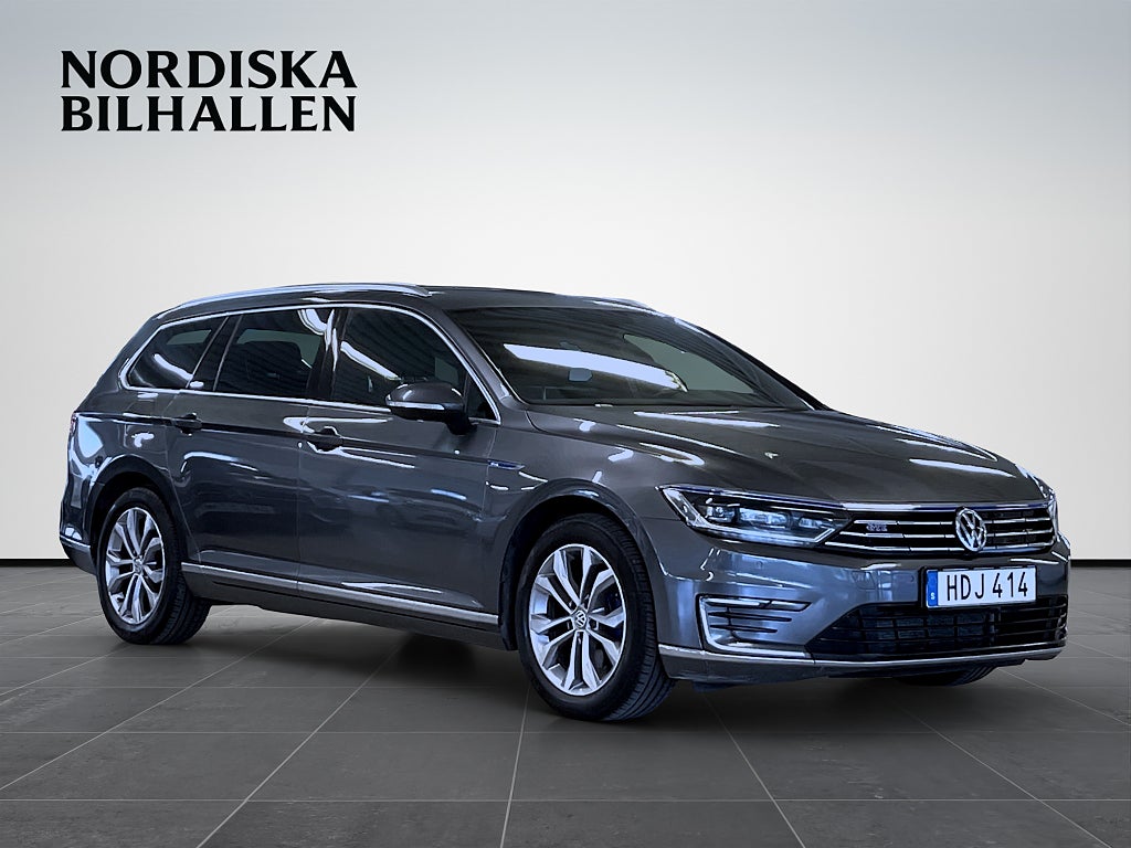 Volkswagen Passat Variant GTE 1.4 TSI ACT GTE Backkamera Dragkrok Skinn