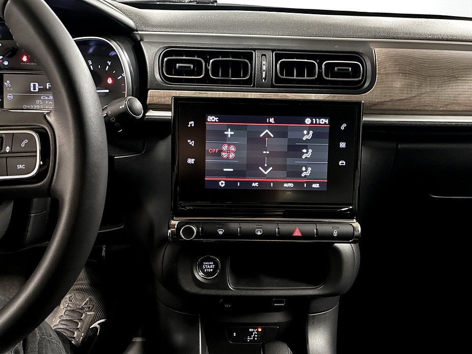 Bild på Citroën C3 Shine 1.2 PT 110hk Aut P-SENSORER CARPLAY