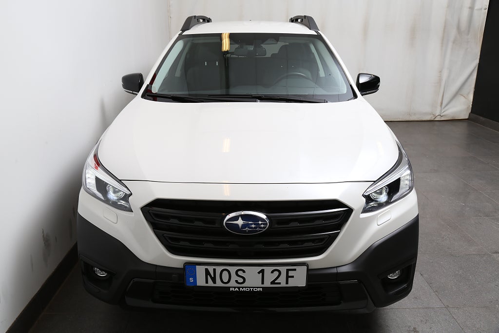 Subaru Outback 2,5i XFuel Field AWD Aut Bränslevärmare Drag 2024