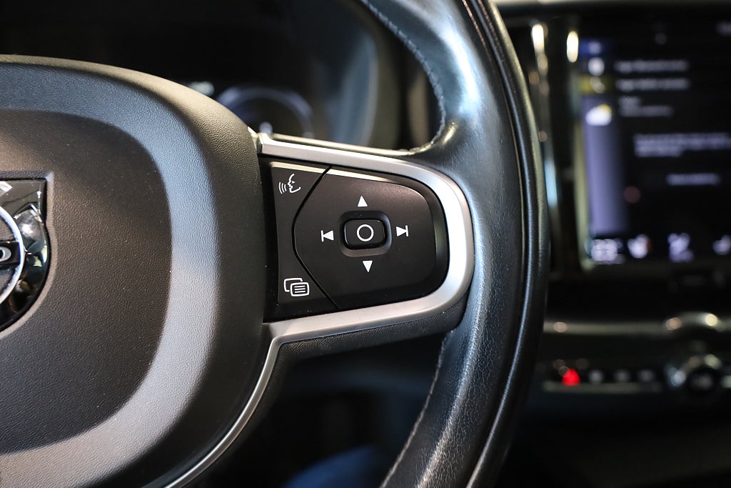 Volvo XC60 Recharge T6 AWD AUT Inscription Exp Pano H&K Leasbar 2021