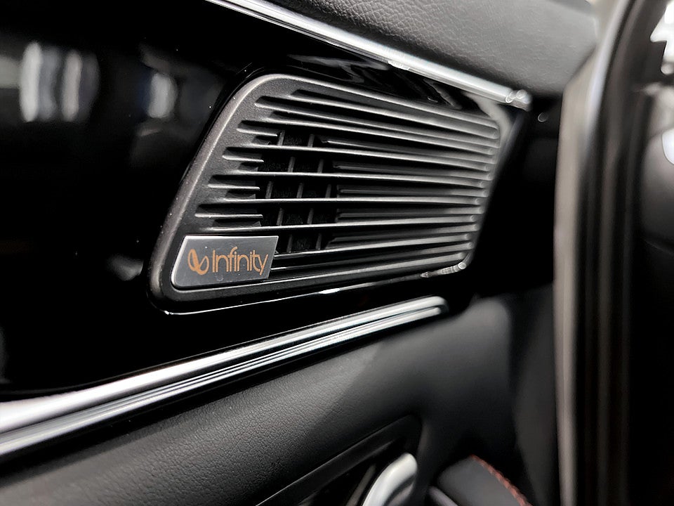 Bild på BYD SEAL U DM-i 1.5 + 18.3kWh 218hk Aut PANO 360° HUD