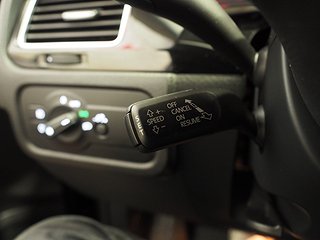 SUV Volkswagen Touareg 17 av 21