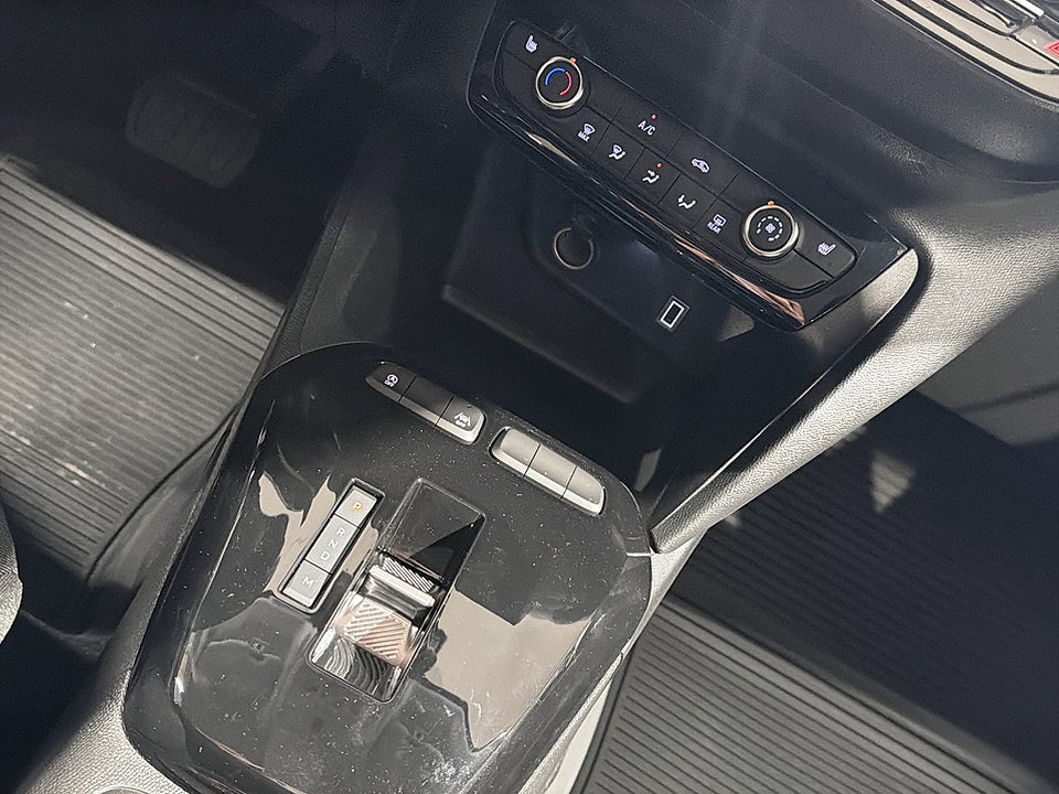 Bild på Opel Corsa GS Hybrid 100hk - OMGÅENDE LEVERANS!