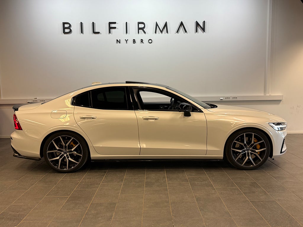Volvo S60 Recharge T8 Polestar Engineered BOWERS WILKINS|PANO|360