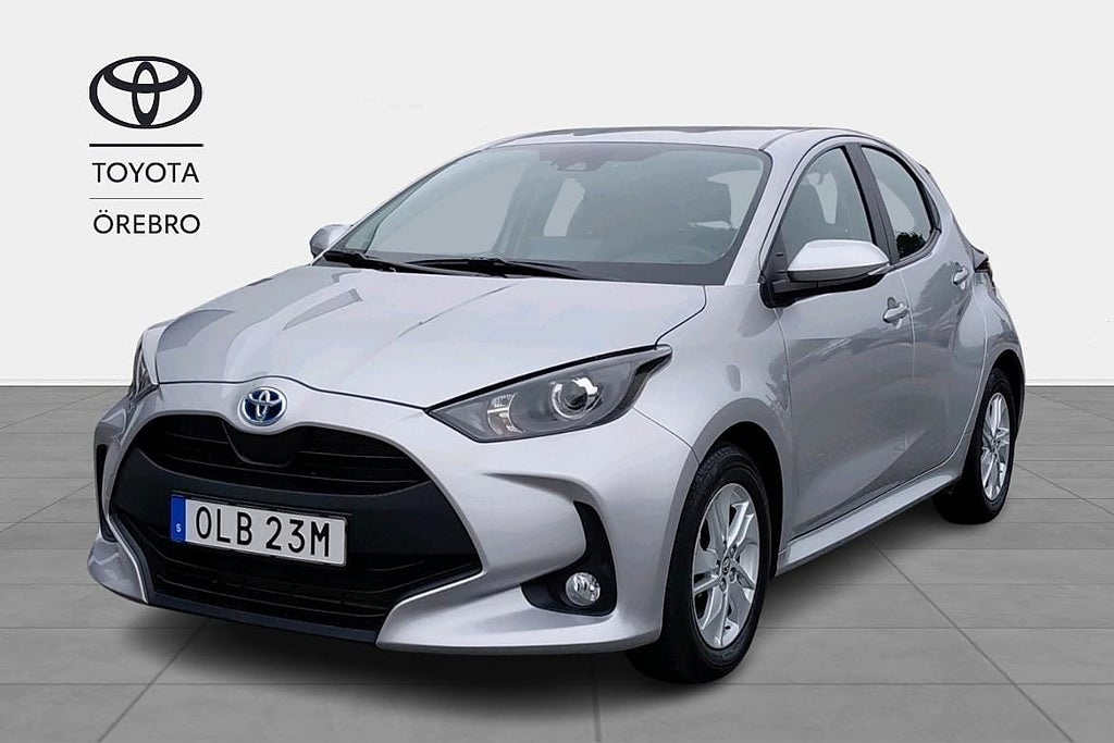 Toyota Yaris Hybrid Active Komfortpaket Vinterhjul