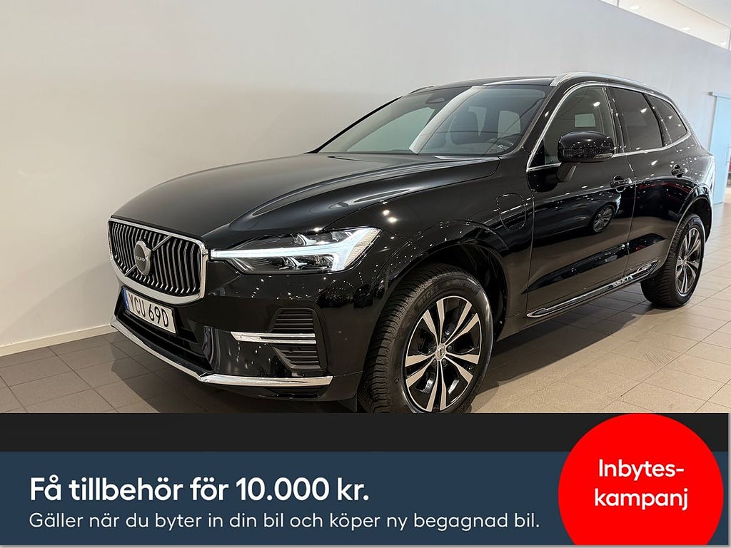 Volvo XC60 Recharge T6 Core Edition / Panoramatak / Dragk...