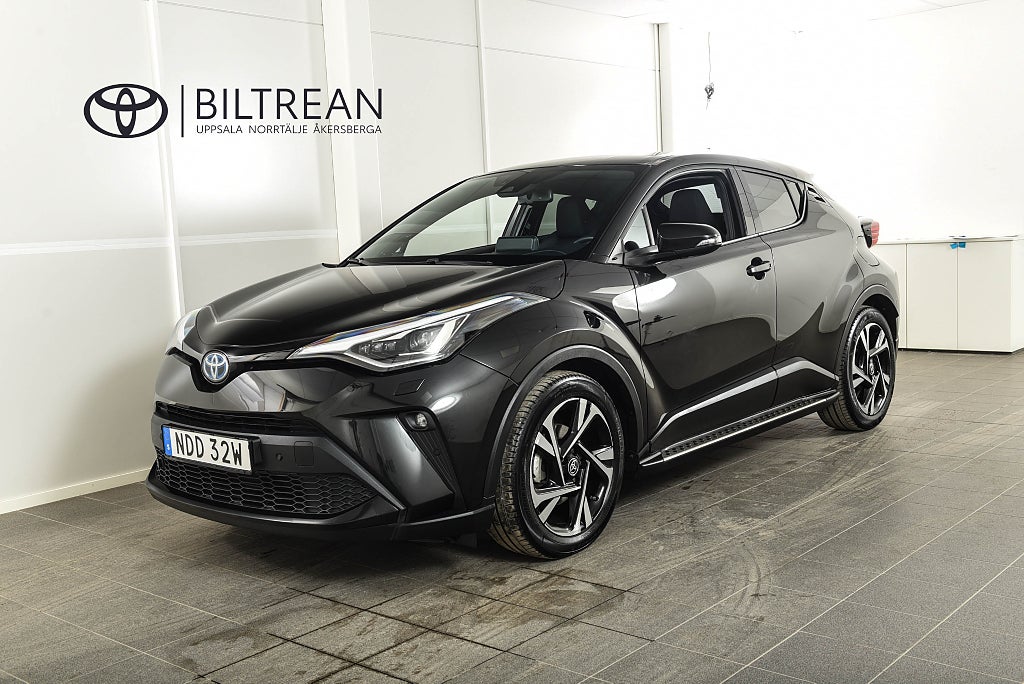 Toyota C-HR Elhybrid X-Edition Drag Backkamera M-Värm Sidesteps