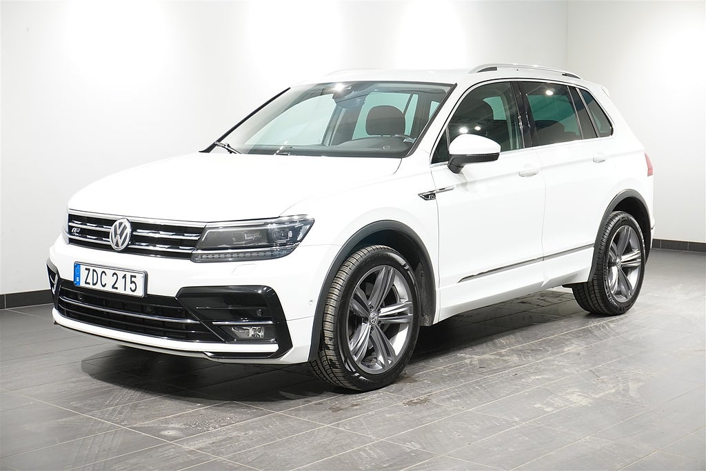 Volkswagen Tiguan 4,95% ränta 4Motion DSG Backkamera Drag Adaptiv Farthållare