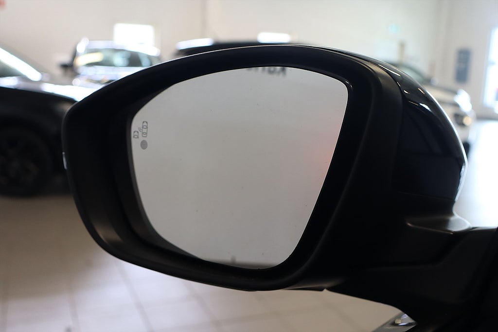 Bild på Peugeot 2008 GT 1.2 PT 130hk Aut - B-KAMERA, CARPLAY, NAV