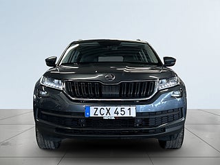 Skoda Kodiaq 7-Sits 2.0 TDI SCR 4×4 Businessline S&V-däck/Dvärm/Drag – bild 2