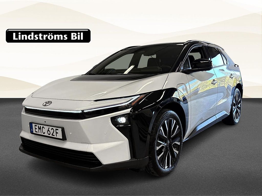 Toyota bZ4X AWD Executive 73.1 kWH 343hk V-Hjul Pano JBL...