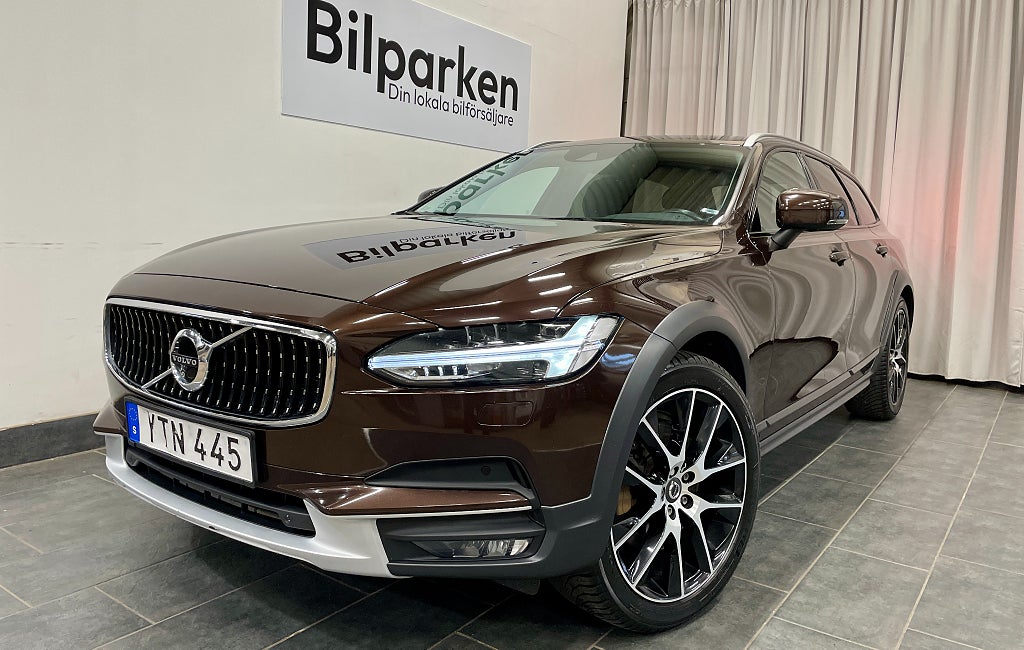 Volvo V90 Cross Country D4 AWD Geartronic Pro Euro 6 190Hk / MOMS / VOC / NAVI 