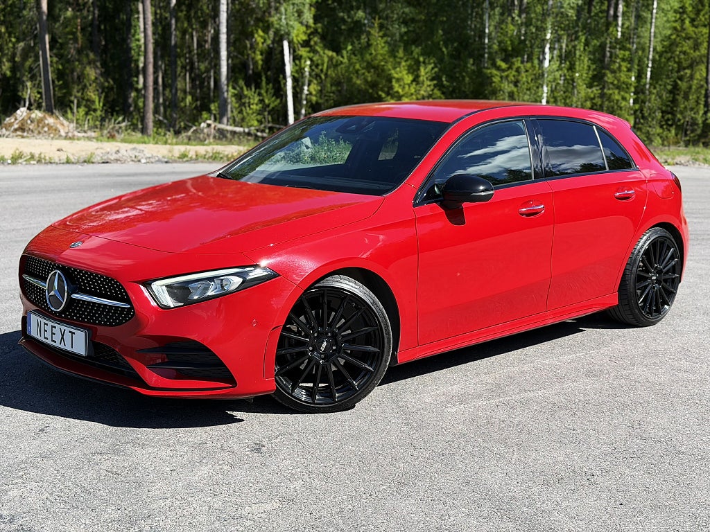 Mercedes-Benz A 180 d 7G-DCT AMG Sport  WIDE / Kamera / Värmare / Vhjul