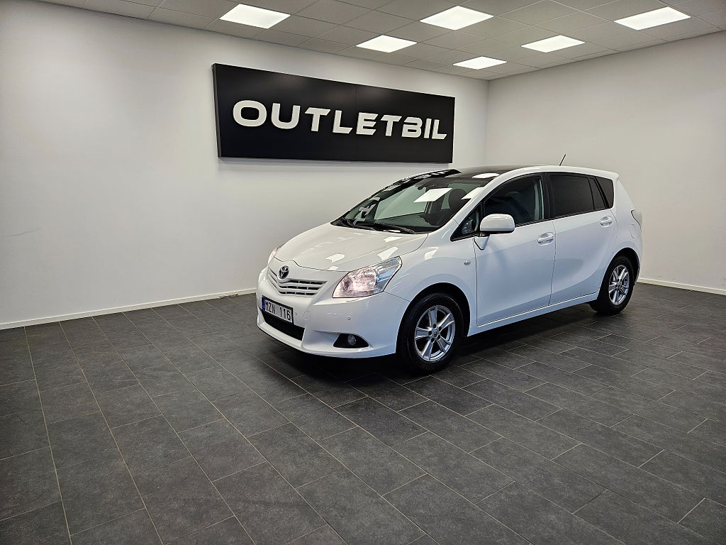 Toyota Verso 7 sits 1.8 147hk Executive Panorama Backkamera Nyservad