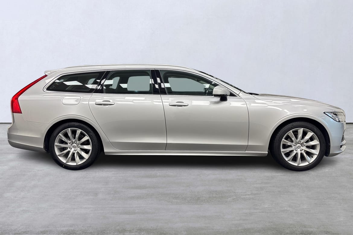 Volvo V90 D3 Momentum 2020, bild 3/10
