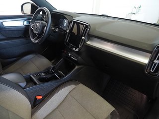 SUV Volvo XC40 8 av 21