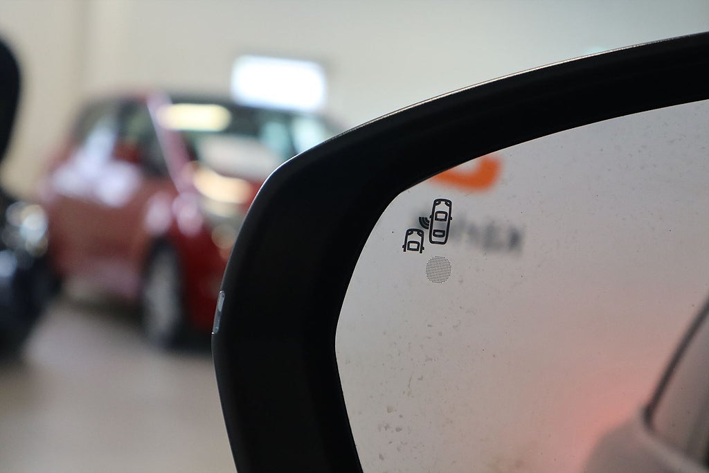 Bild på Peugeot 3008 GT 1.2 PT 130hk Aut - B-KAMERA, CARPLAY, NAV