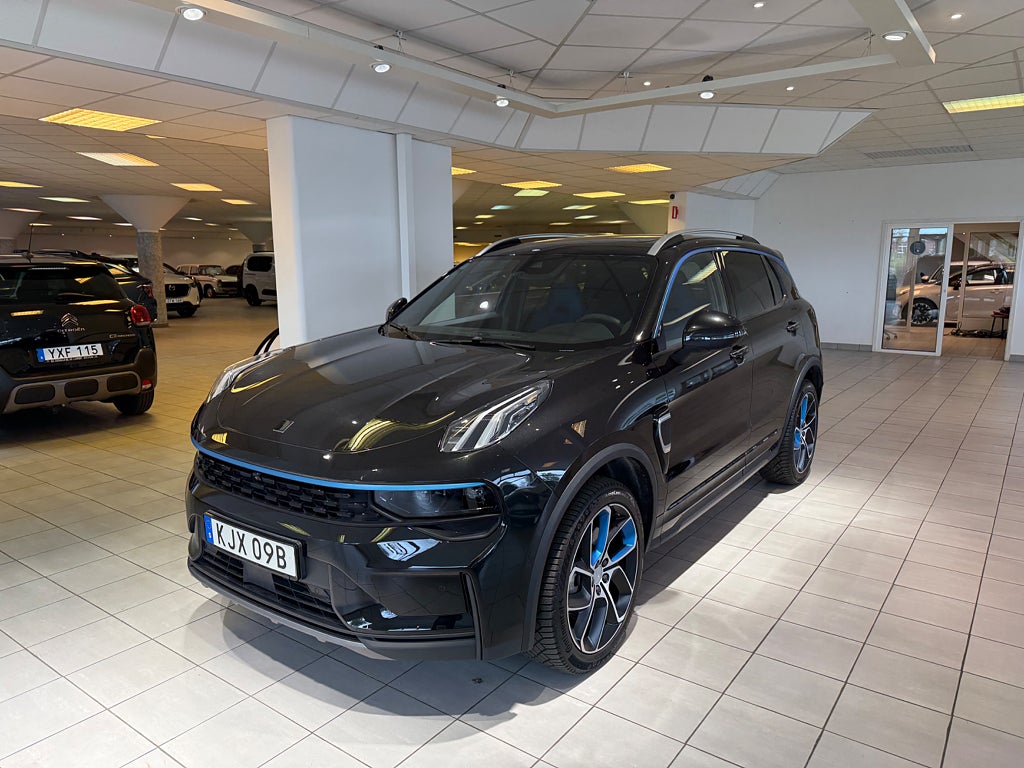 Lynk & Co 01 PHEV DCT Euro 6 Gps Panorama 360Kam Rattvärme