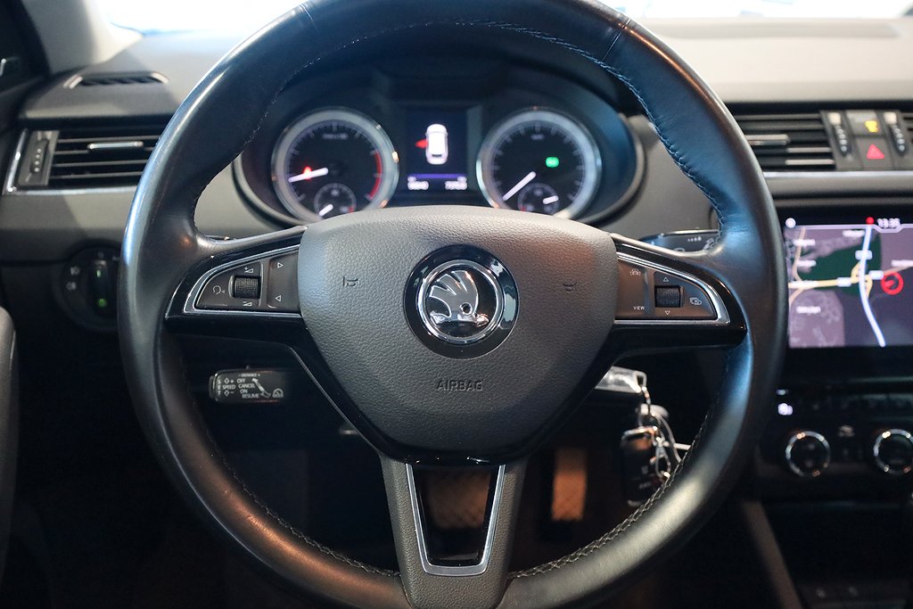 Skoda Octavia 2.0 TSI AUT Sport EDT Navi Kamera Drag Värmare Canton 2019