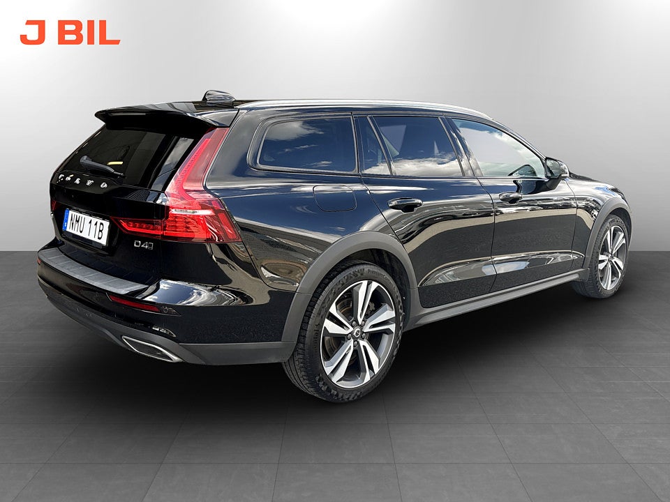 Bild på Volvo V60 Cross Country Advanced D4 Geartronic 190hk Aut 4WD B-KAMERA CARPLAY