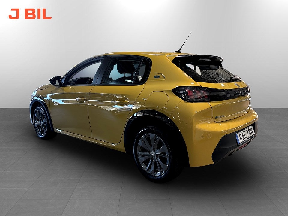 Bild på Peugeot E-208 Active 50kWh 136hk Aut - CARPLAY, P-SENSORER BAK