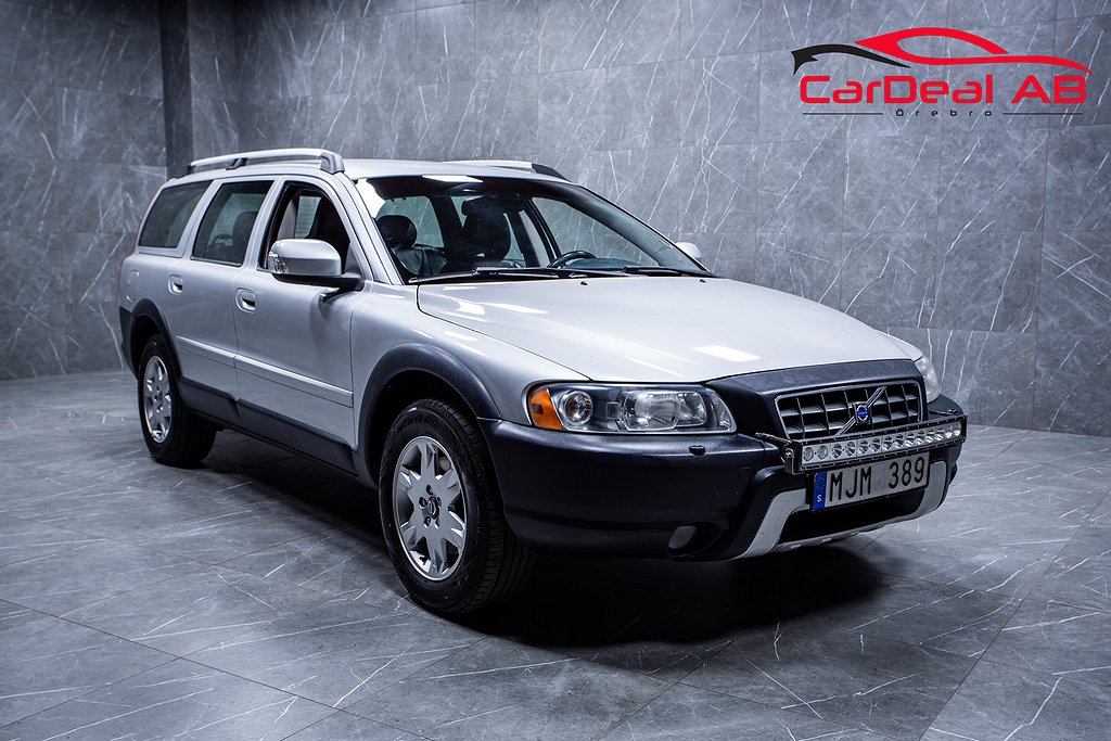 Volvo XC70 D5 AWD D-Värmare Skinn LED-ramp Drag Kamrem bytt