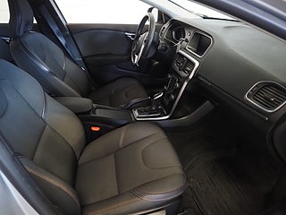 Halvkombi Volvo V40 Cross Country 10 av 22