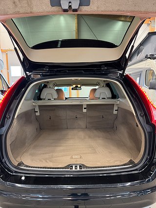 SUV Volvo XC60 12 av 12