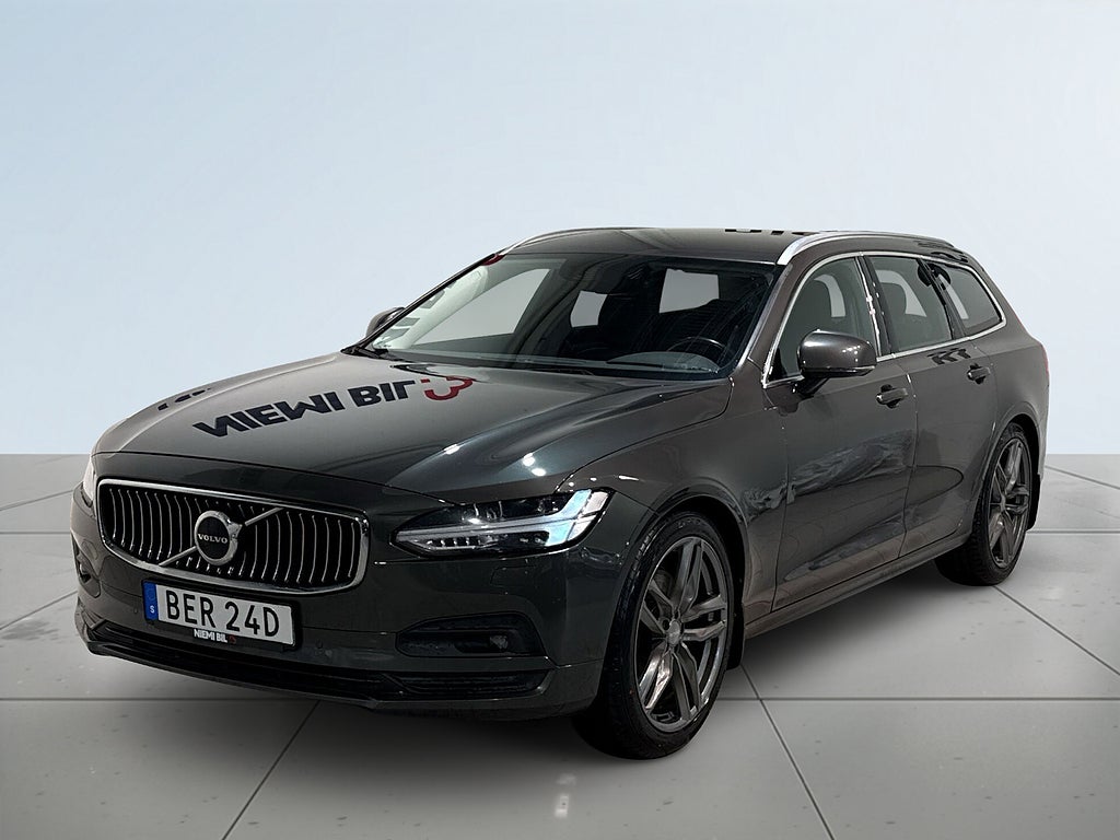 Volvo V90 B4 AWD Aut Momentum Advanced SE Dvärm Drag Kamera SoV