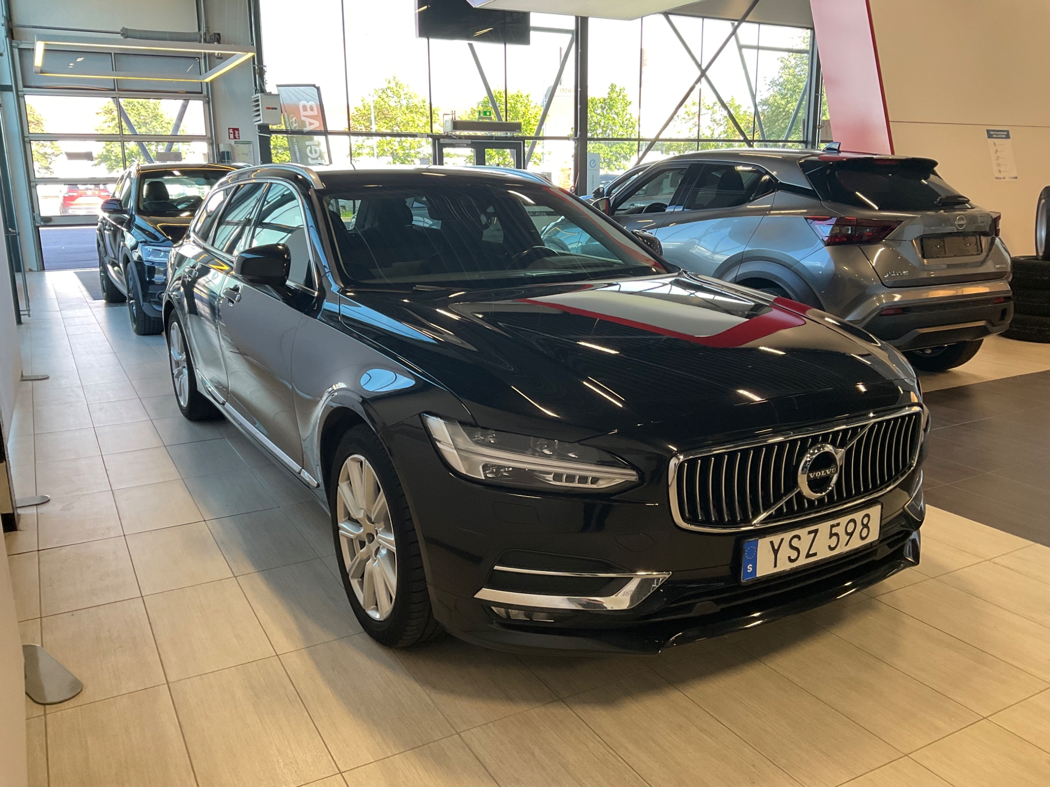 Volvo V90 2018, bild 3/54