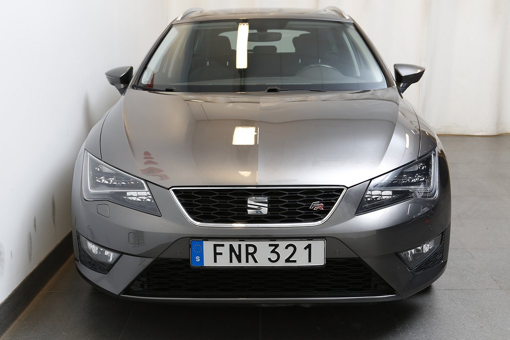 Seat Leon ST 2,0 TDI 150hk 4Drive FR Panorama Kamera Drag 2016