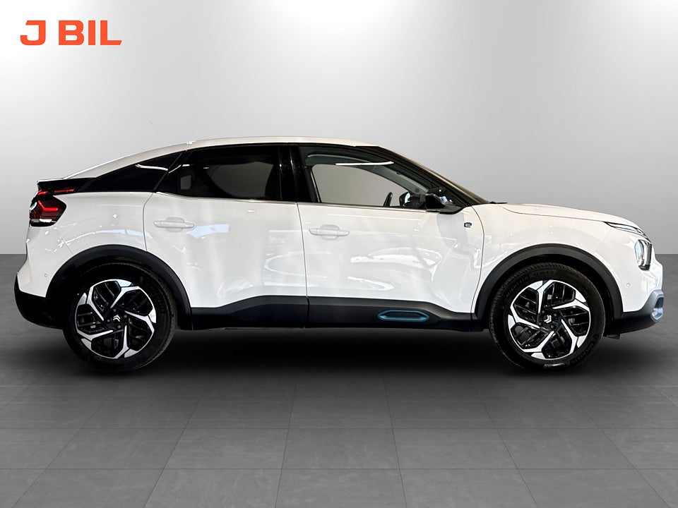 Bild på Citroën e-C4 Shine 50kWh 136hk Aut B-KAMERA CARPLAY