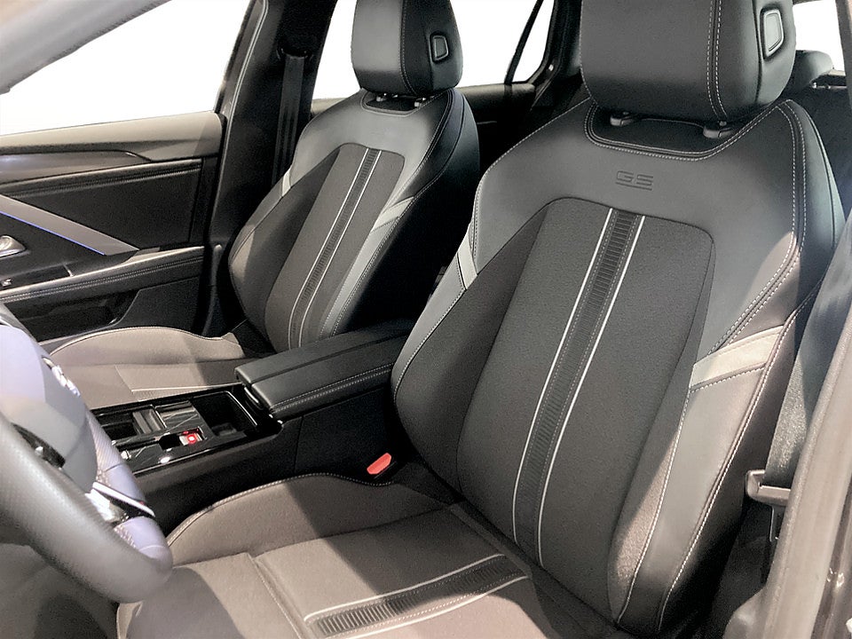 Bild på Opel Astra GS Sports Tourer 1.2 Turbo 130hk AUT