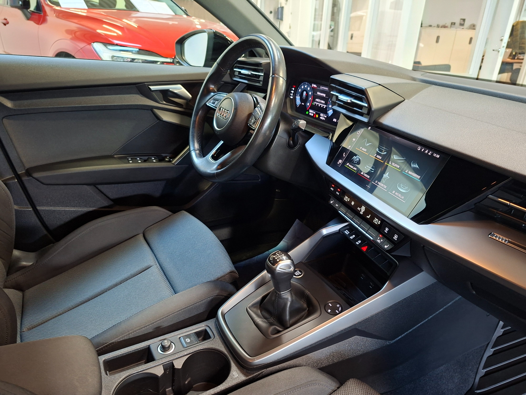 Audi A3 Sportback 35 TFSI 150hk Comfort 2023, bild 7/49