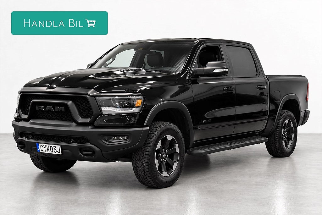 RAM 1500 Dubbelhytt 5.7 V8 4x4 Rebel Night Pano Luft H/K Borla Moms