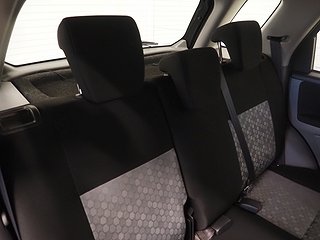 Halvkombi Suzuki SX4 12 av 19