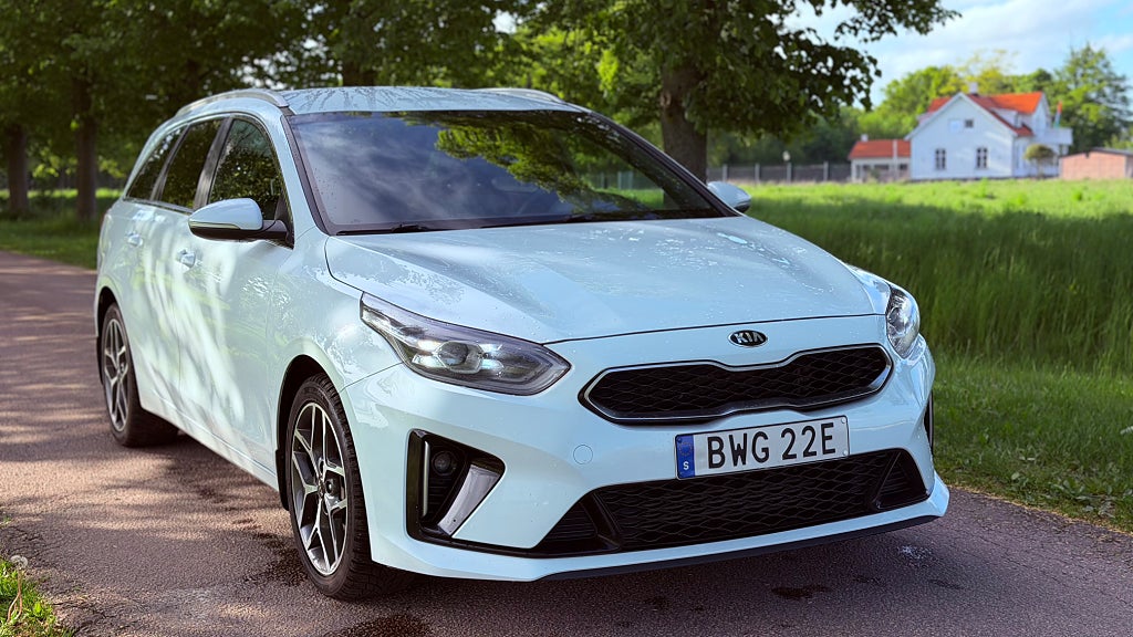 Kia Ceed 1.4 T-GDI DCT GT-Line Svensksåld Ny besiktigad u.a. REA