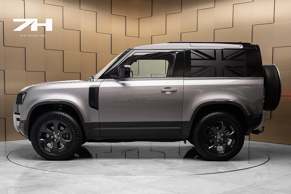Land Rover Defender 90 D250 SE Hard Top / Meridian® / 360°