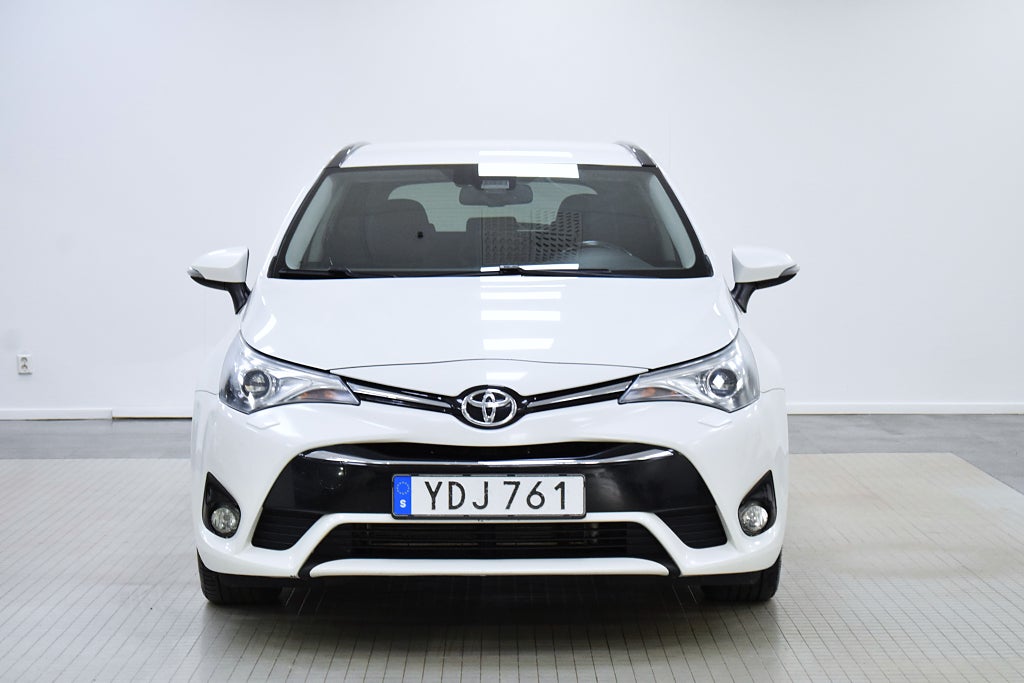 Toyota Avensis 2016