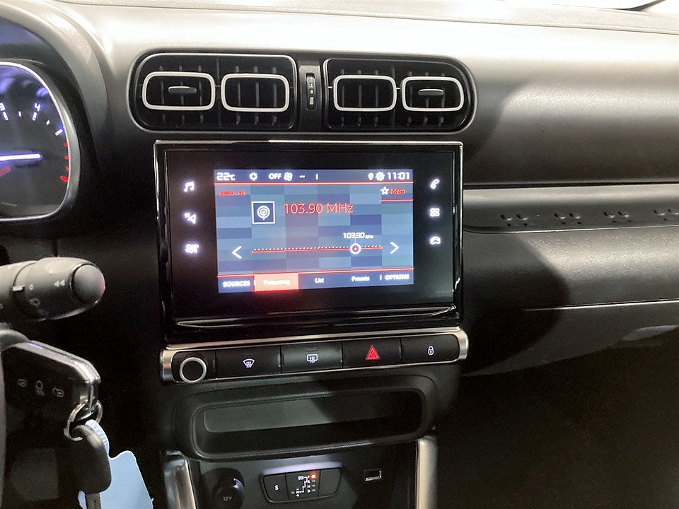 Bild på Citroën C3 Aircross Shine 1.2 PT 130hk Aut - CARPLAY, P-SENSORER