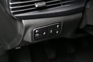 Halvkombi Hyundai i20 11 av 25