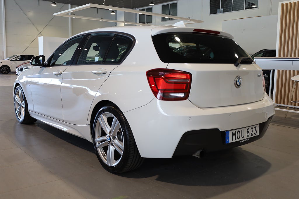 BMW 116i 5-dörrars Steptronic M Sport PDC Blåtand Connected 2015