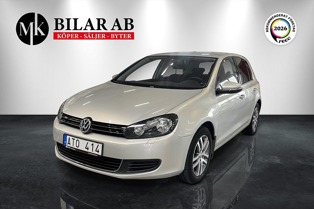 Volkswagen Golf 1.4 TSI 5-dörr Låga mil / Nybes / RäntaKampanj 3.45%