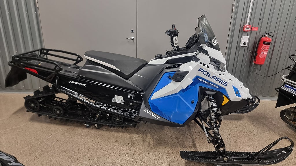 Polaris Nordic Pro 650 146" 