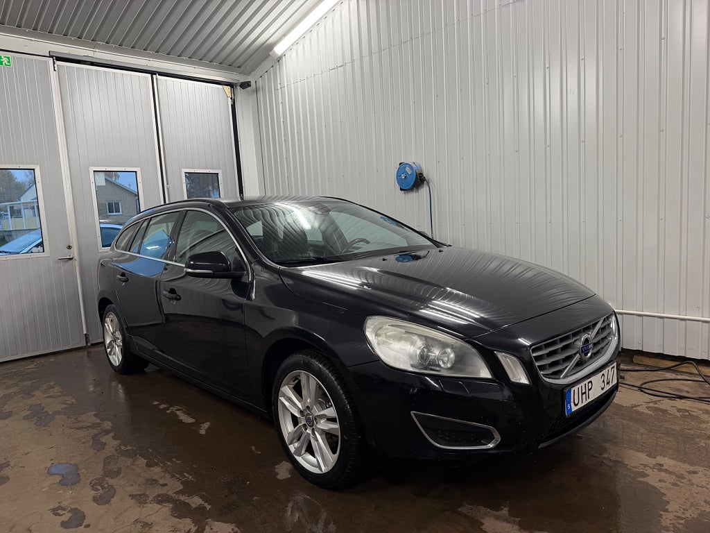 Volvo V60 D4 Momentum Business Edition Pro Euro 5
