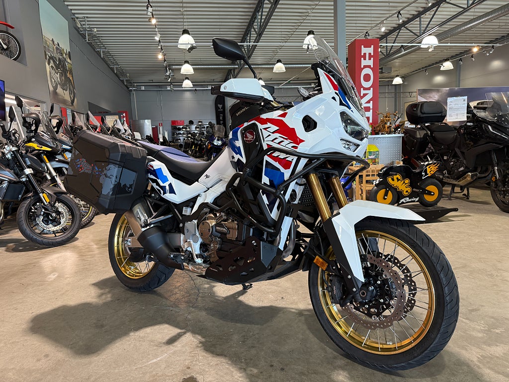 Honda CRF1100D4 Adv Sports DCT #Endast1280mil & 1 ägare# 